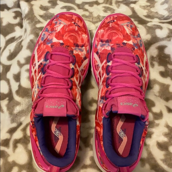 ASICS “fight action for women” breast cancer - Picture 2 of 7